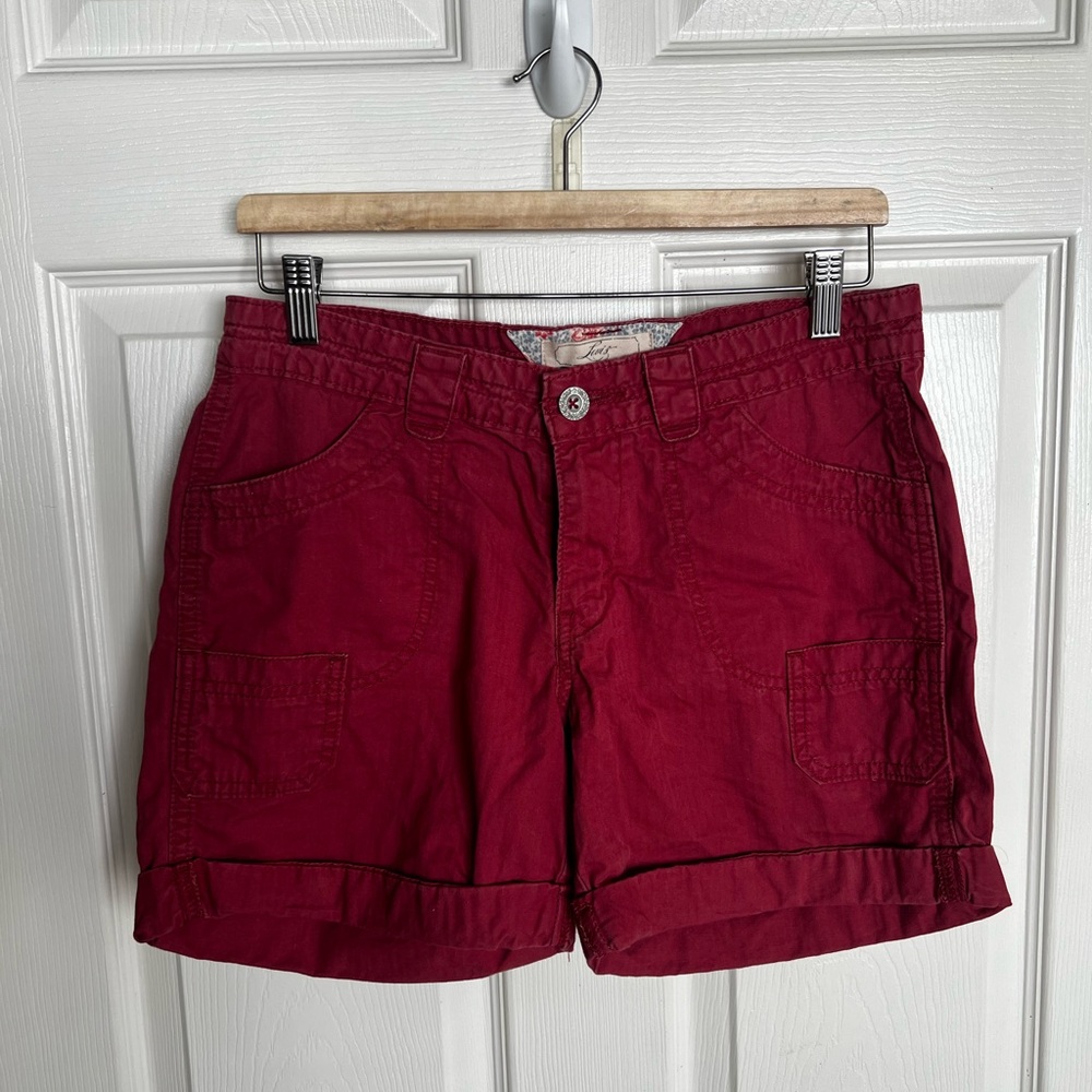 Levi’s short shorts women size 6 light burgundy nwot